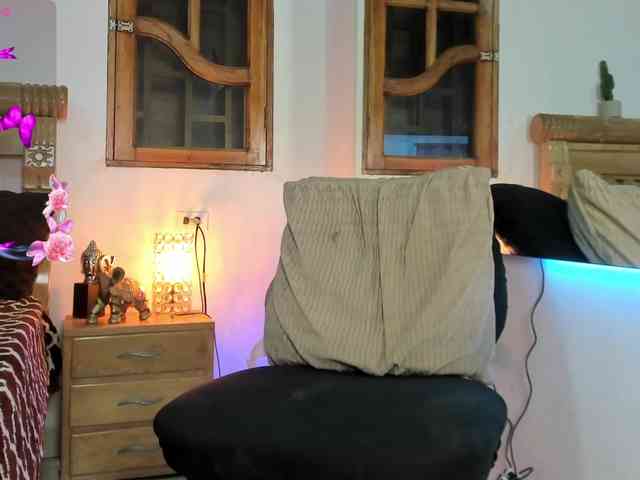 oriana-rodriguez webcam