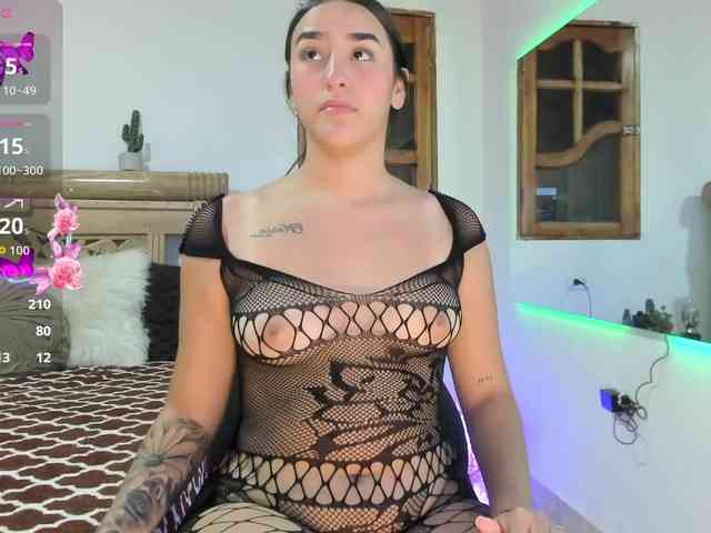 oriana-rodriguez webcam