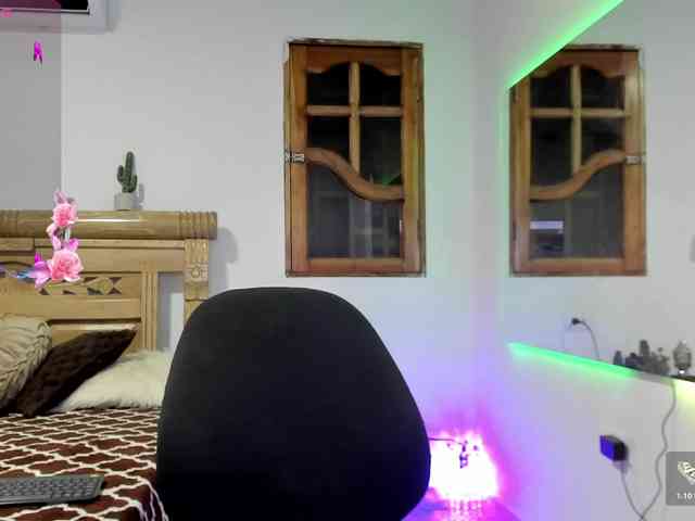 oriana-rodriguez webcam