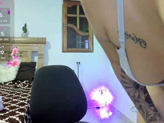 oriana-rodriguez webcam