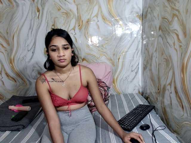 cherryindian4u live cam on BongaCams