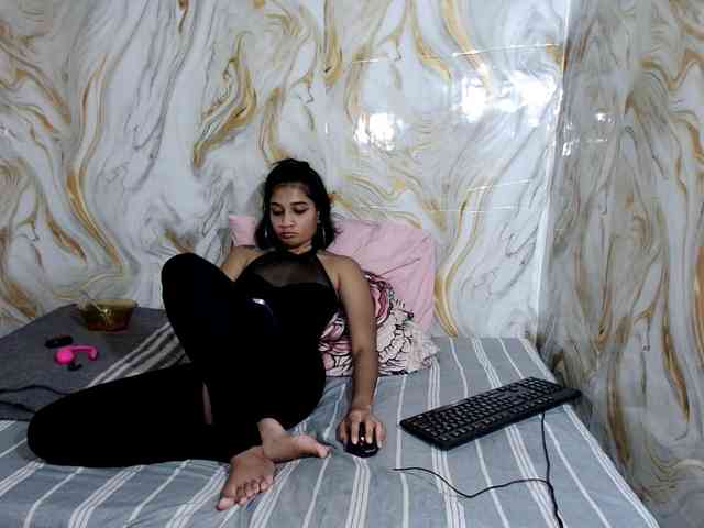 cherryindian4u webcam