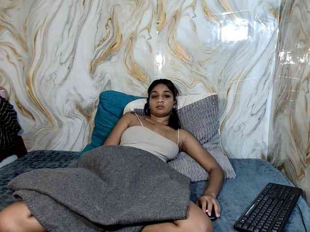 cherryindian4u webcam