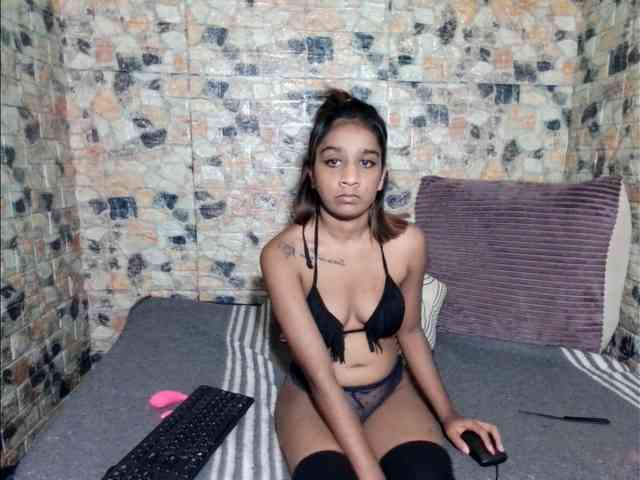cherryindian4u webcam