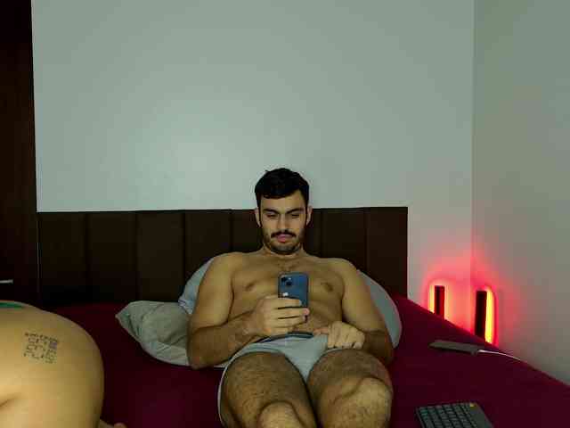 latinuycouple