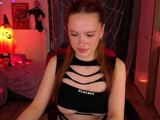 Lillians live cam on BongaCams