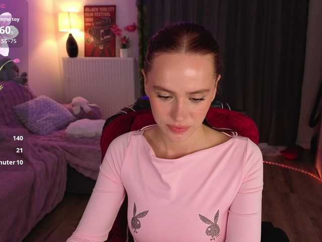Lillians live cam on BongaCams