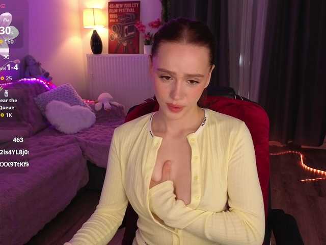 Lillians live cam on BongaCams