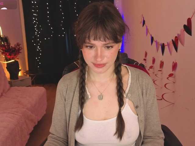 Lillians's BongaCams show and profile