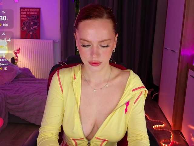 Lillians live cam on BongaCams
