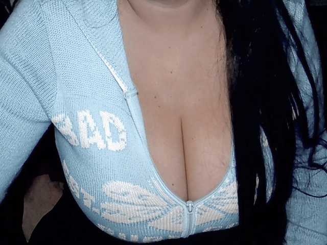 Kellyshowpv live cam on BongaCams