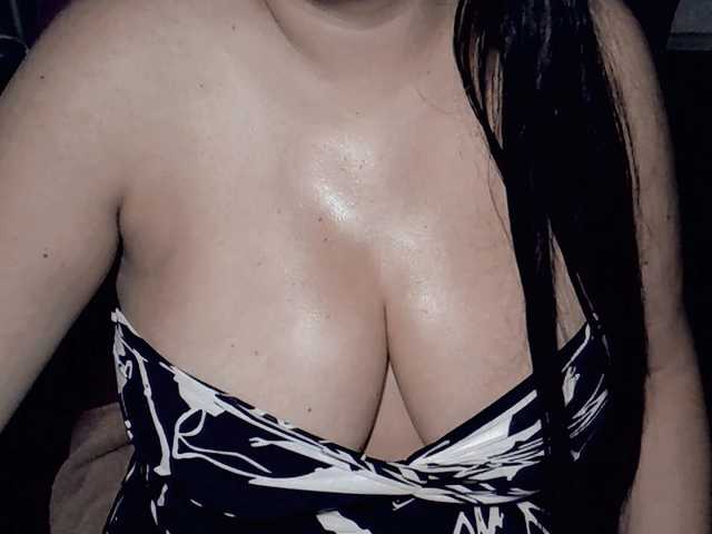 Kellyshowpv's BongaCams show and profile