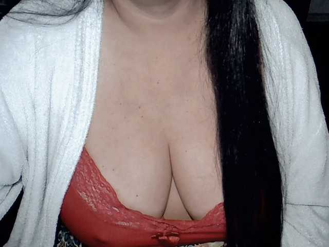 Kellyshowpv live cam on BongaCams