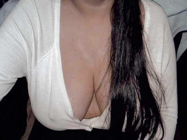 Kellyshowpv live cam preview