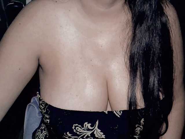Kellyshowpv live cam on BongaCams