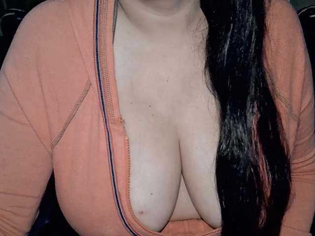 Kellyshowpv live cam on BongaCams