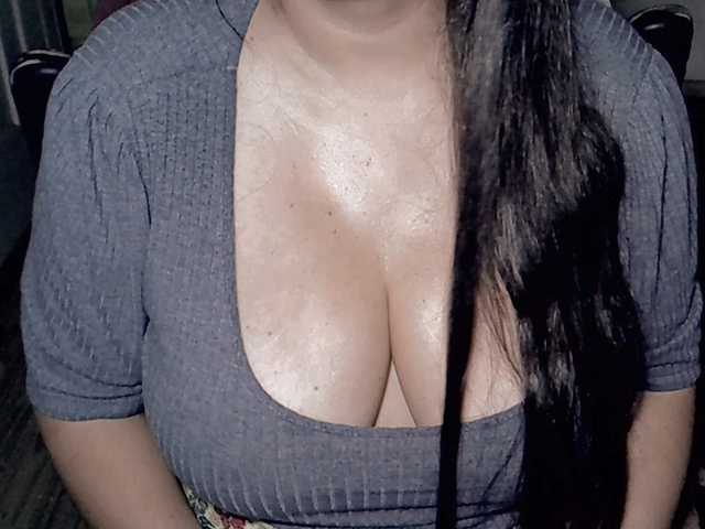 Kellyshowpv's BongaCams show and profile