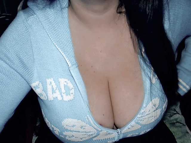 Kellyshowpv live cam on BongaCams