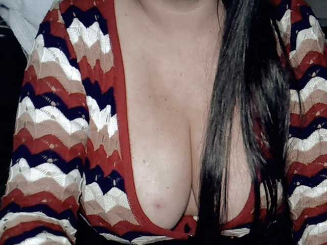 Kellyshowpv live cam on BongaCams