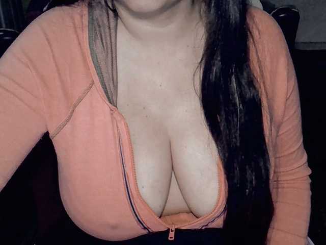 Kellyshowpv live cam on BongaCams