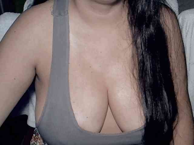 Kellyshowpv webcam