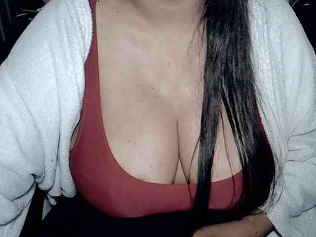 Modelo: kellyshowpv