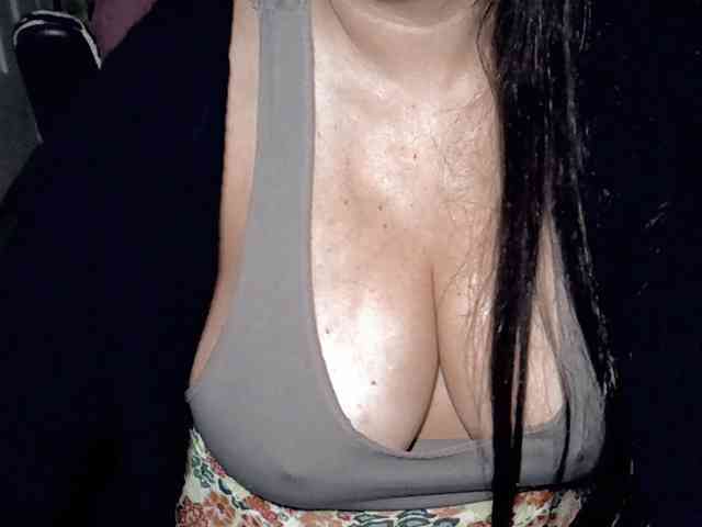 Modelo: kellyshowpv
