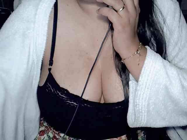 Modelo: kellyshowpv