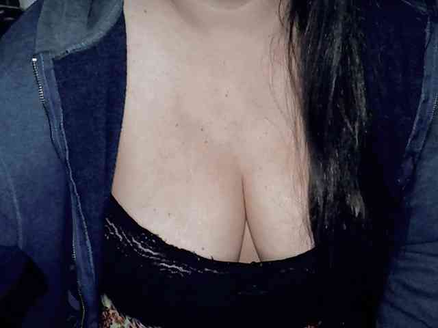 Modelo: kellyshowpv