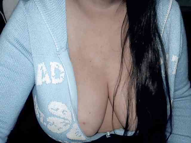 Modelo: kellyshowpv
