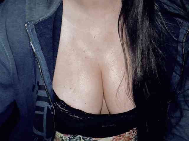 Modelo: kellyshowpv