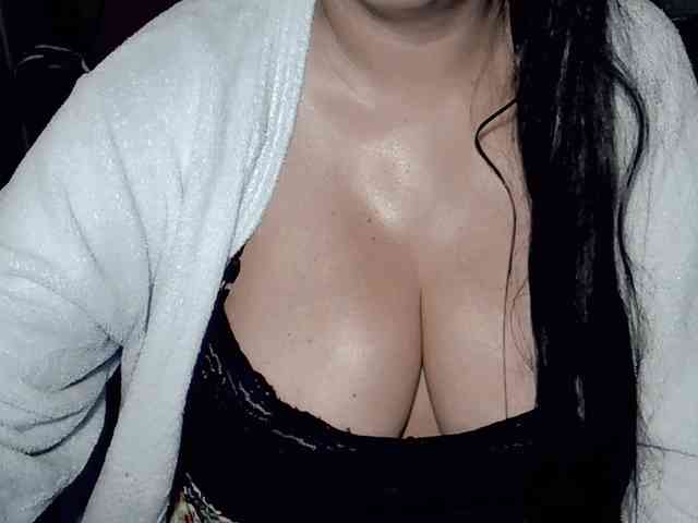 Modelo: kellyshowpv