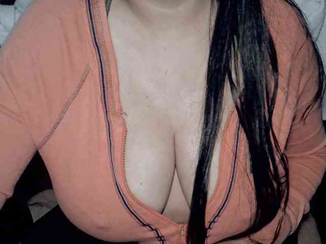 Modelo: kellyshowpv