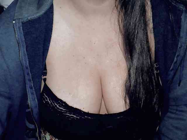 Modelo: kellyshowpv