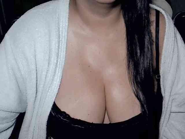 Modelo: kellyshowpv