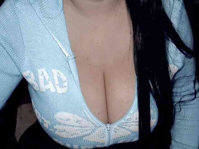 Modelo: kellyshowpv