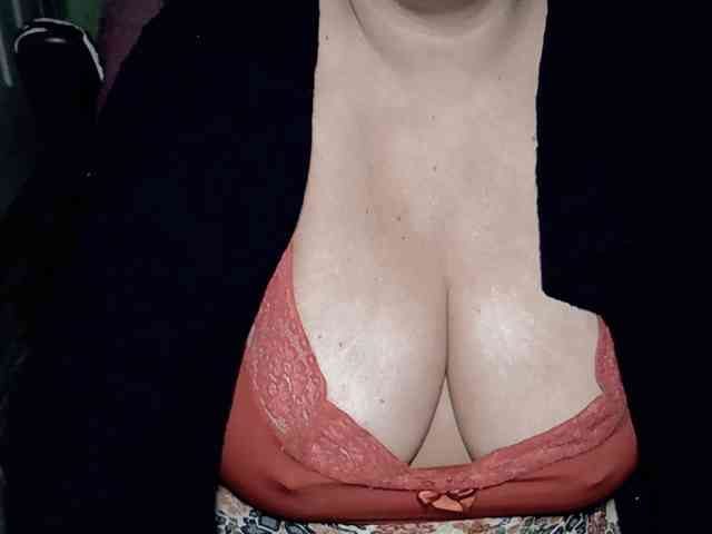 Kellyshowpv webcam