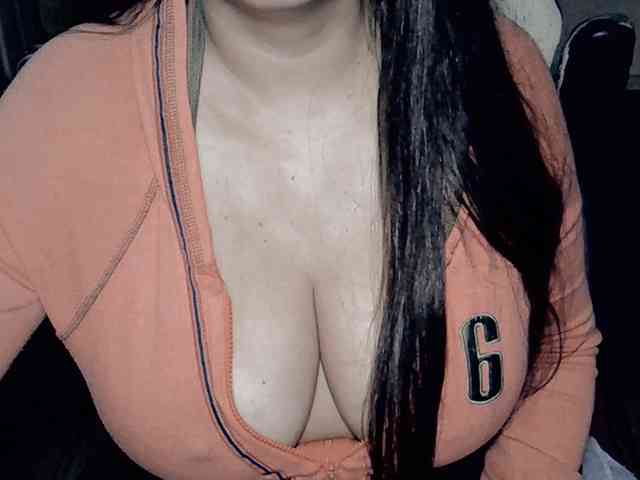 Modelo: kellyshowpv