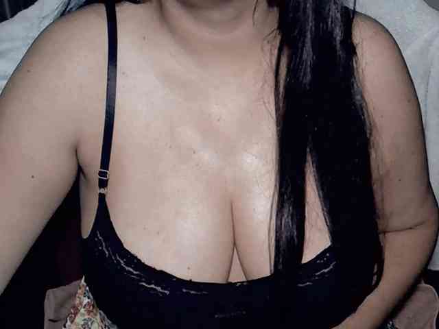 Modelo: kellyshowpv