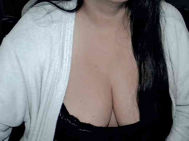 Modelo: kellyshowpv