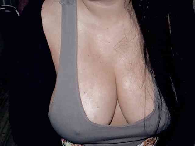 Kellyshowpv webcam