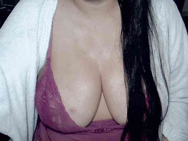 Kellyshowpv webcam