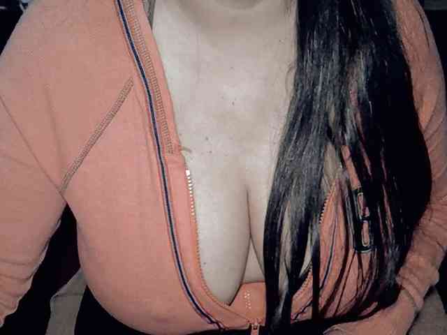 Kellyshowpv webcam