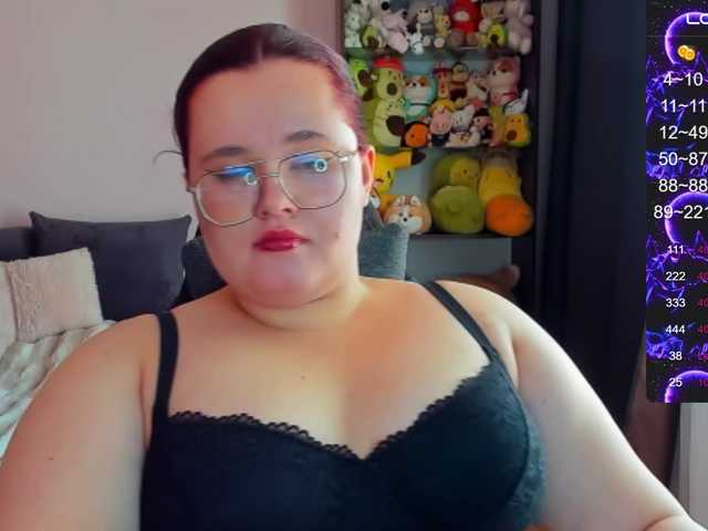 Jessica-Joy live webcam show