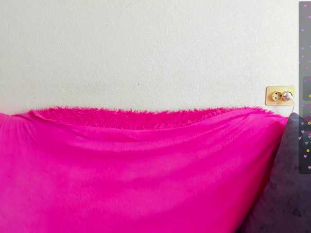 Jessica-Joy's BongaCams show and profile