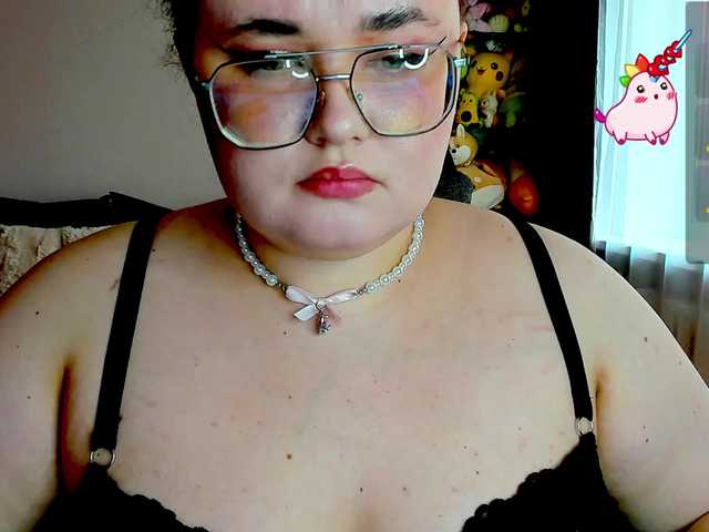 Chat with Jessica-Joy live cam