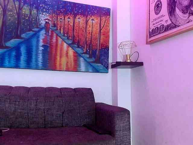 Samantha-kaneg webcam