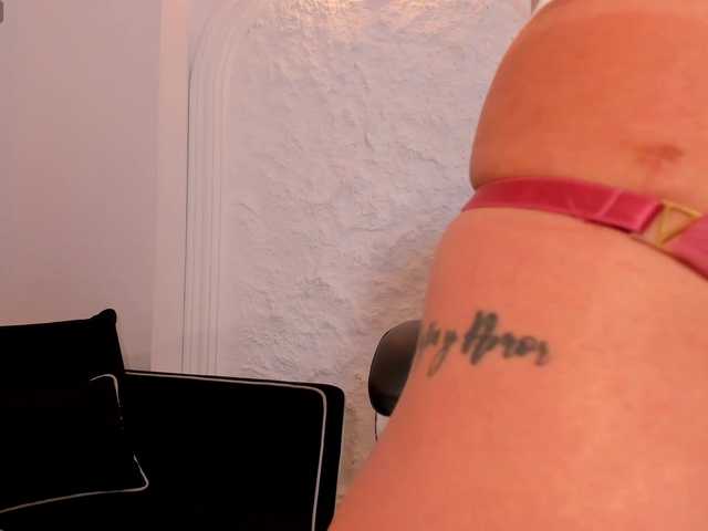 IsabelBornner live cam on BongaCams