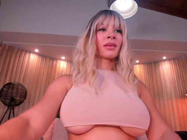 IsabelBornner webcam