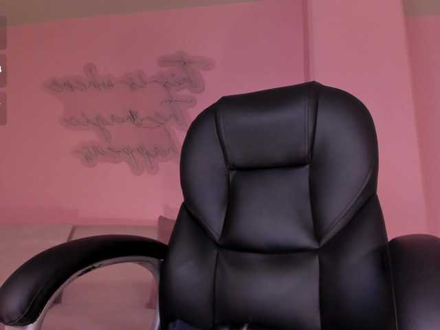miafarrell online